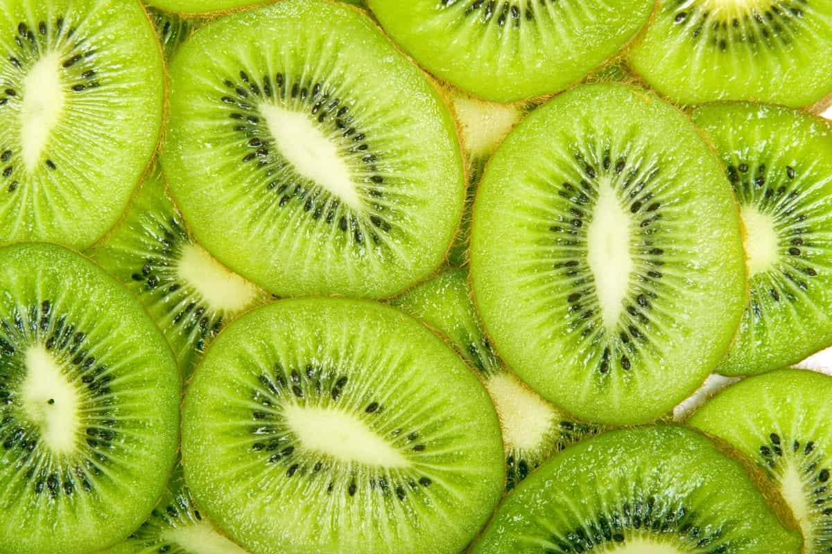 mangiare kiwi