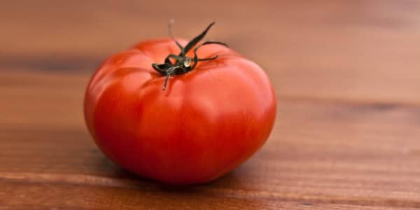 pomodoro protezione naturale contro scottature solari