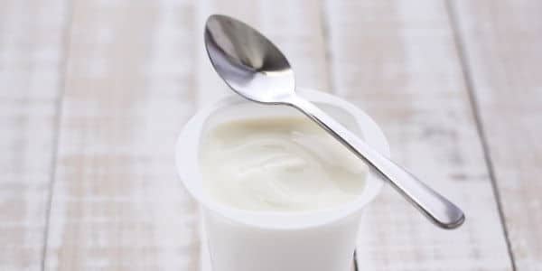 yogurt benefici utilizzi