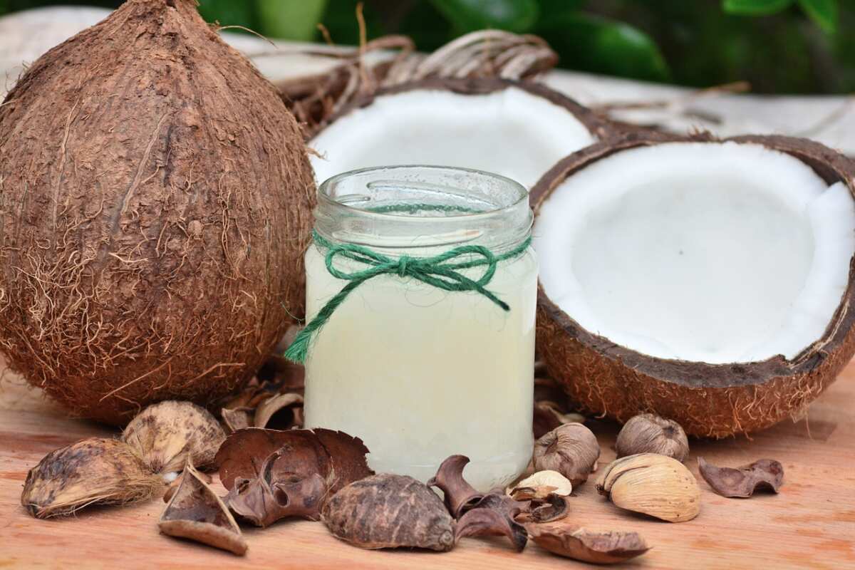 Bicarbonato di sodio e olio di cocco