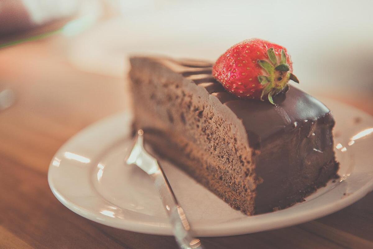 calorie fetta torta cioccolato