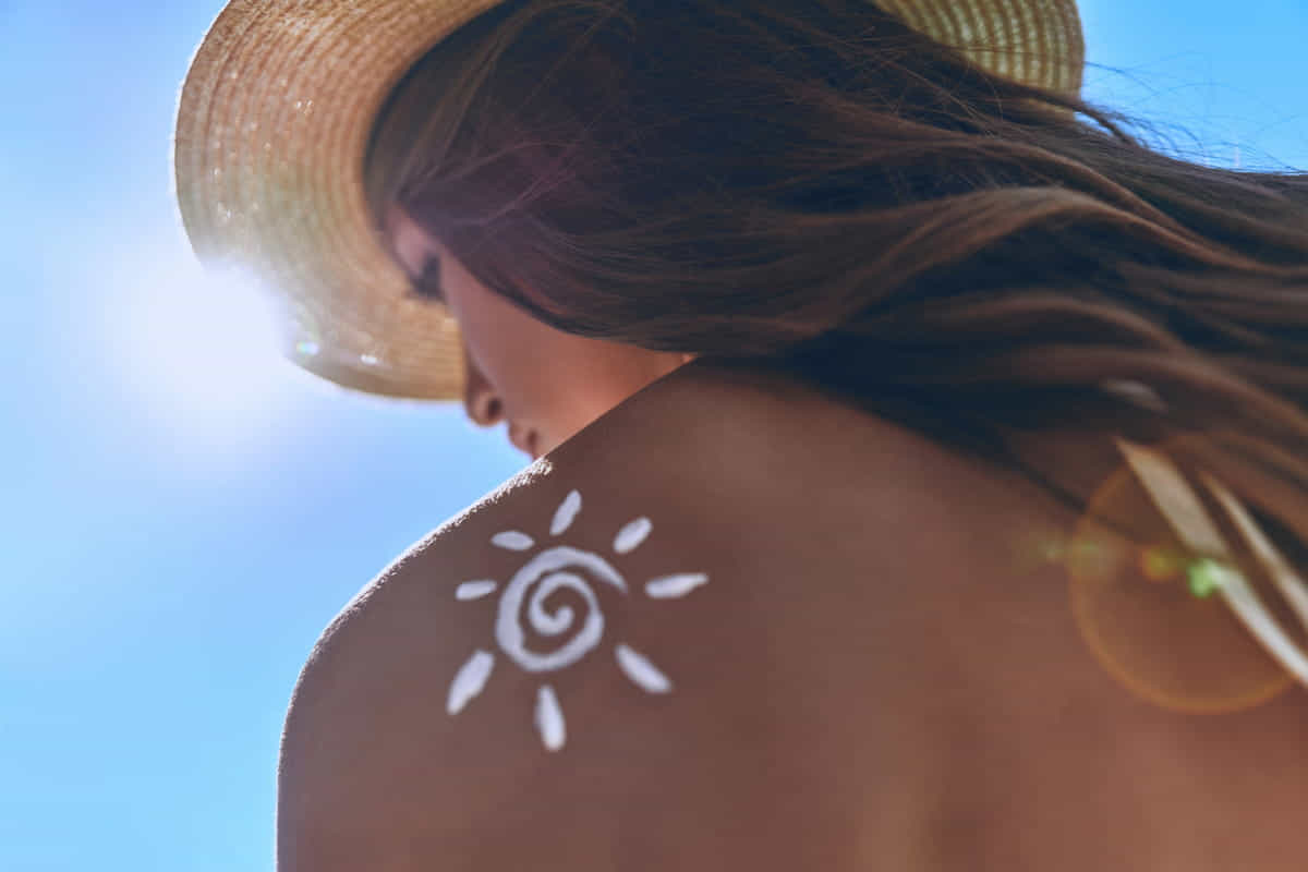 proteggere pelle sole estivo modo naturale
