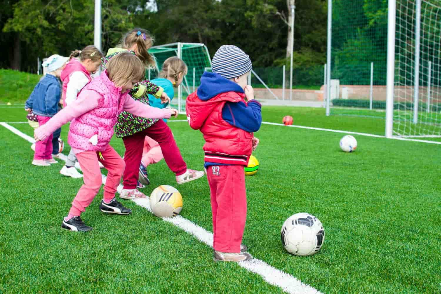 sport bambini ginocchia
