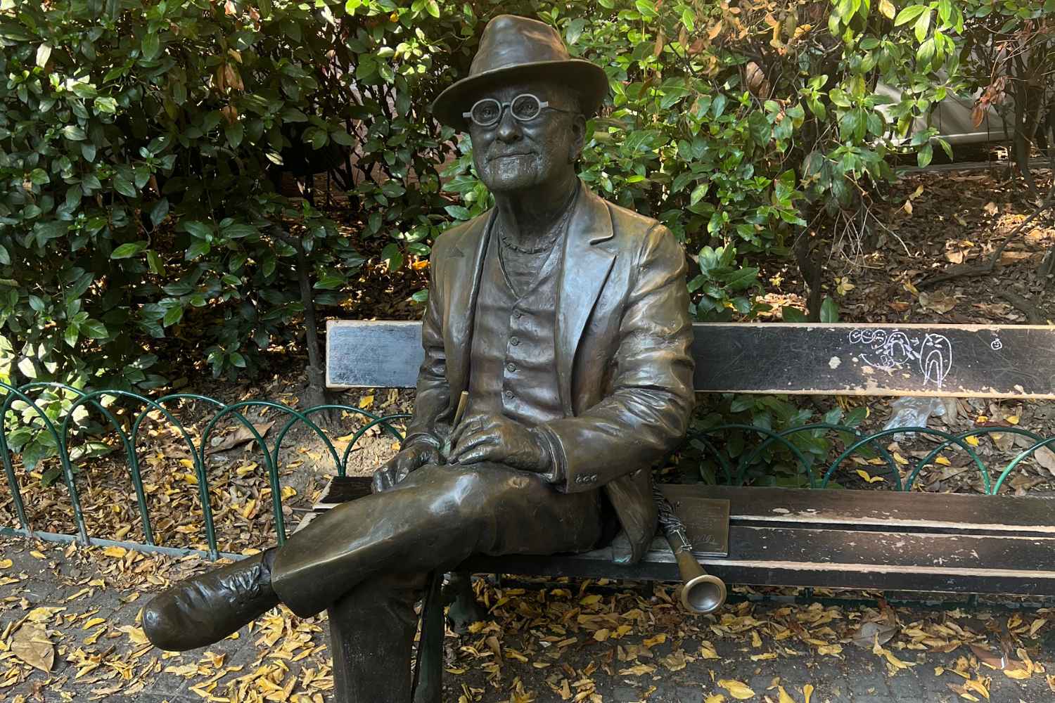 statua di lucio dalla