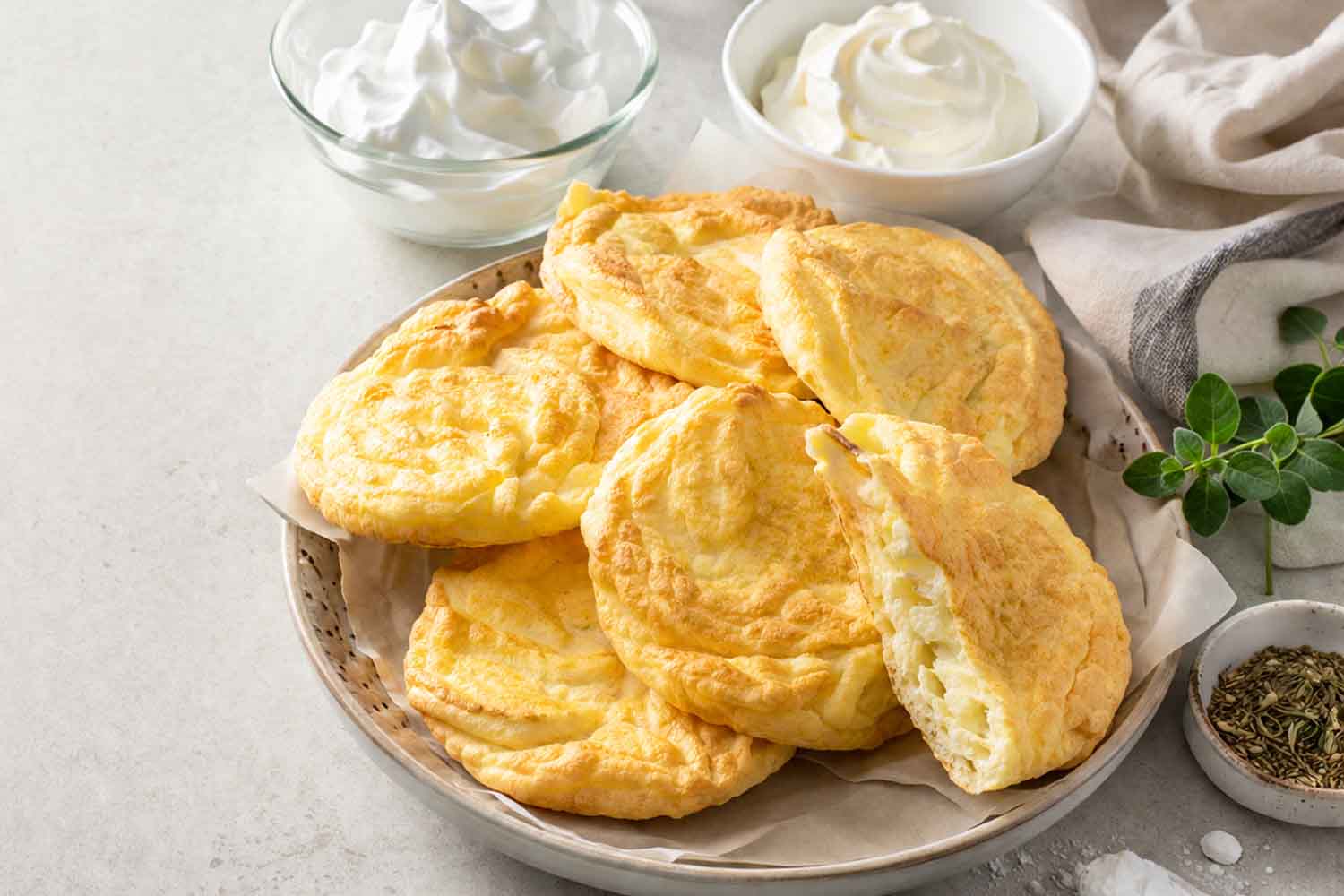 Cloud bread