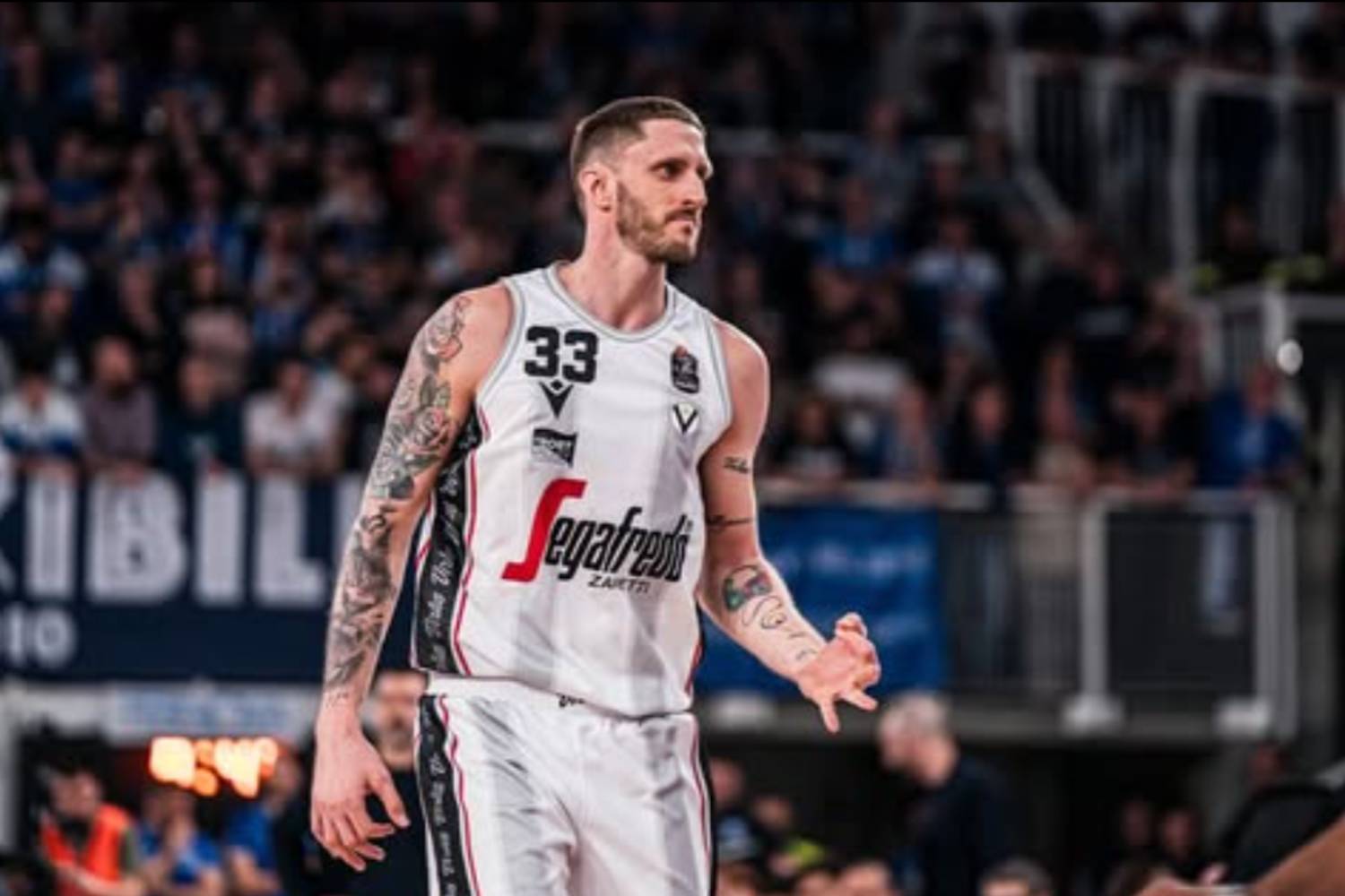 addio basket Achille Polonara